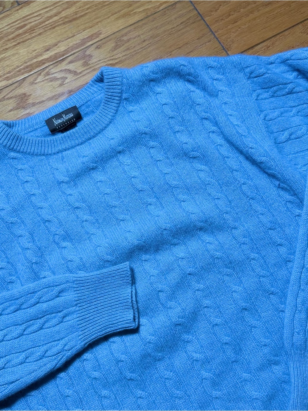Neiman Marcus Men’s Light Blue Cashmere Knit Crewneck Sweater